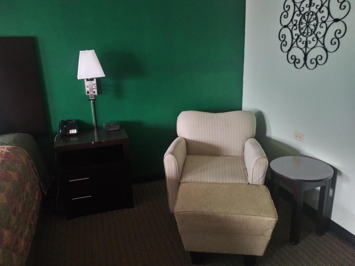 Hearthstone Inn Lafayette エクステリア 写真
